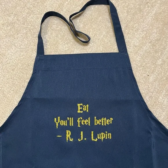Harry Potter themed apron - Picture 3 of 3